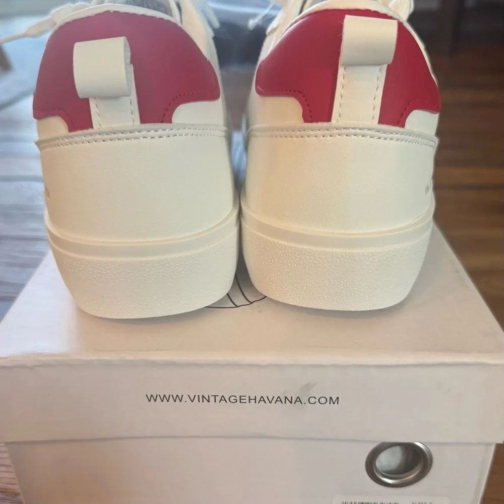 NIB Vintage Havana Sneakers - Picture 5 of 7